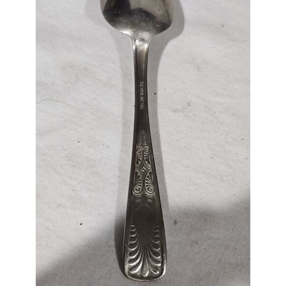 Vintage 6 Silver Metal Spoons - Picture 4 of 4